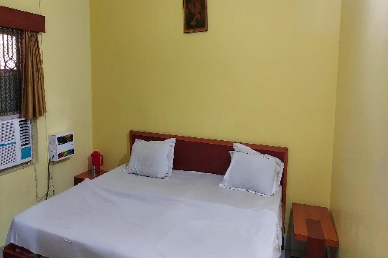 Spot On 73926 Hotel Anjanaa Puri Exterior foto